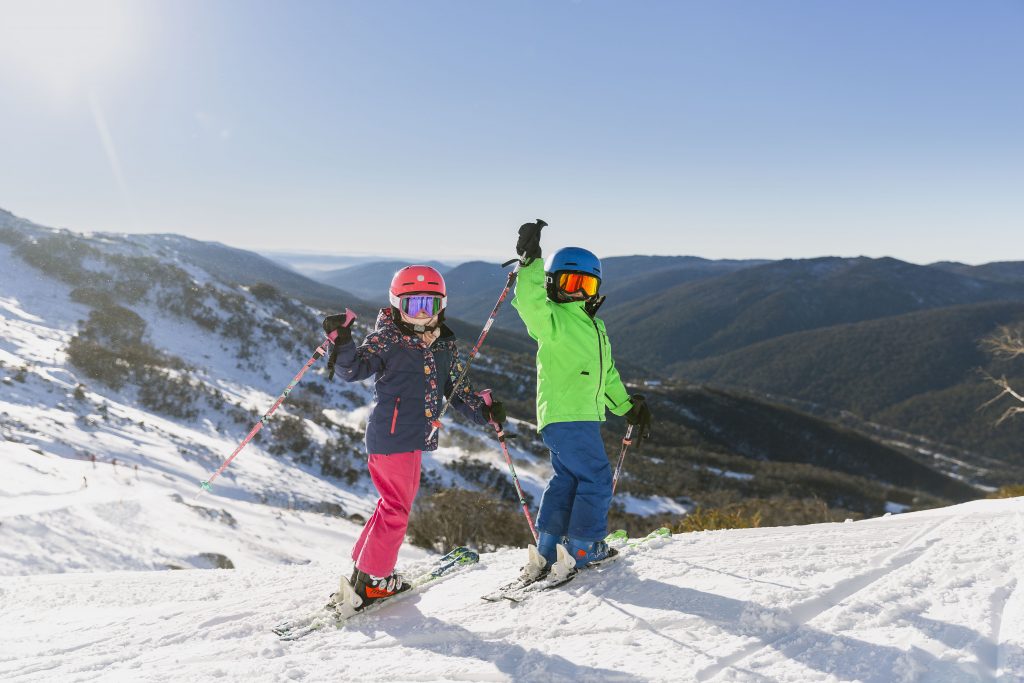 School ski tour thredbo